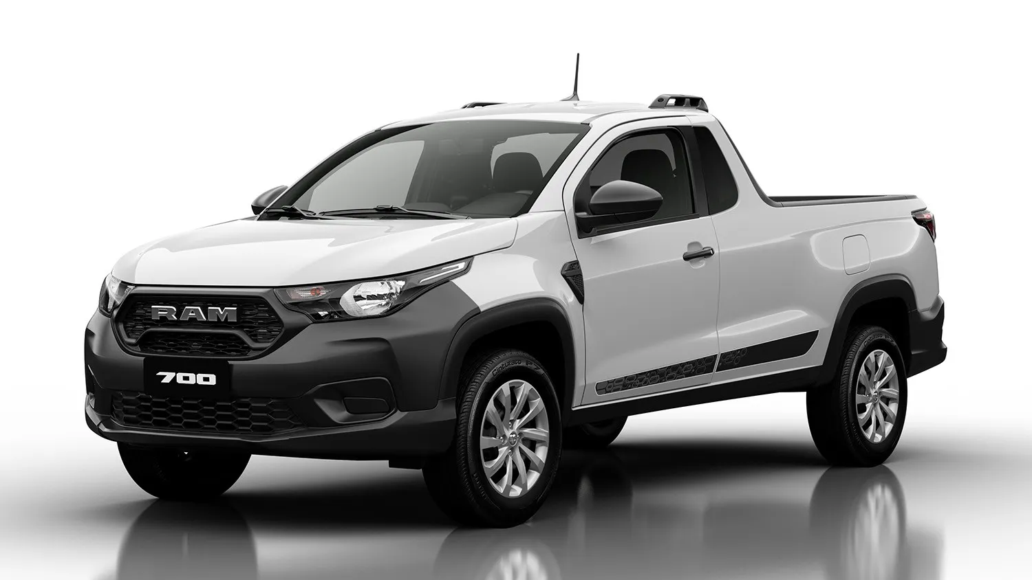 2021-ram-700-is-a-rebadged-fiat-strada-pickup-truck-for-latin-america_19