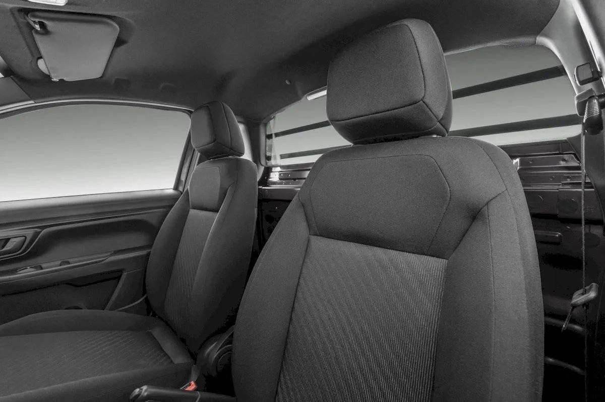 2021-ram-700-is-a-rebadged-fiat-strada-pickup-truck-for-latin-america_36