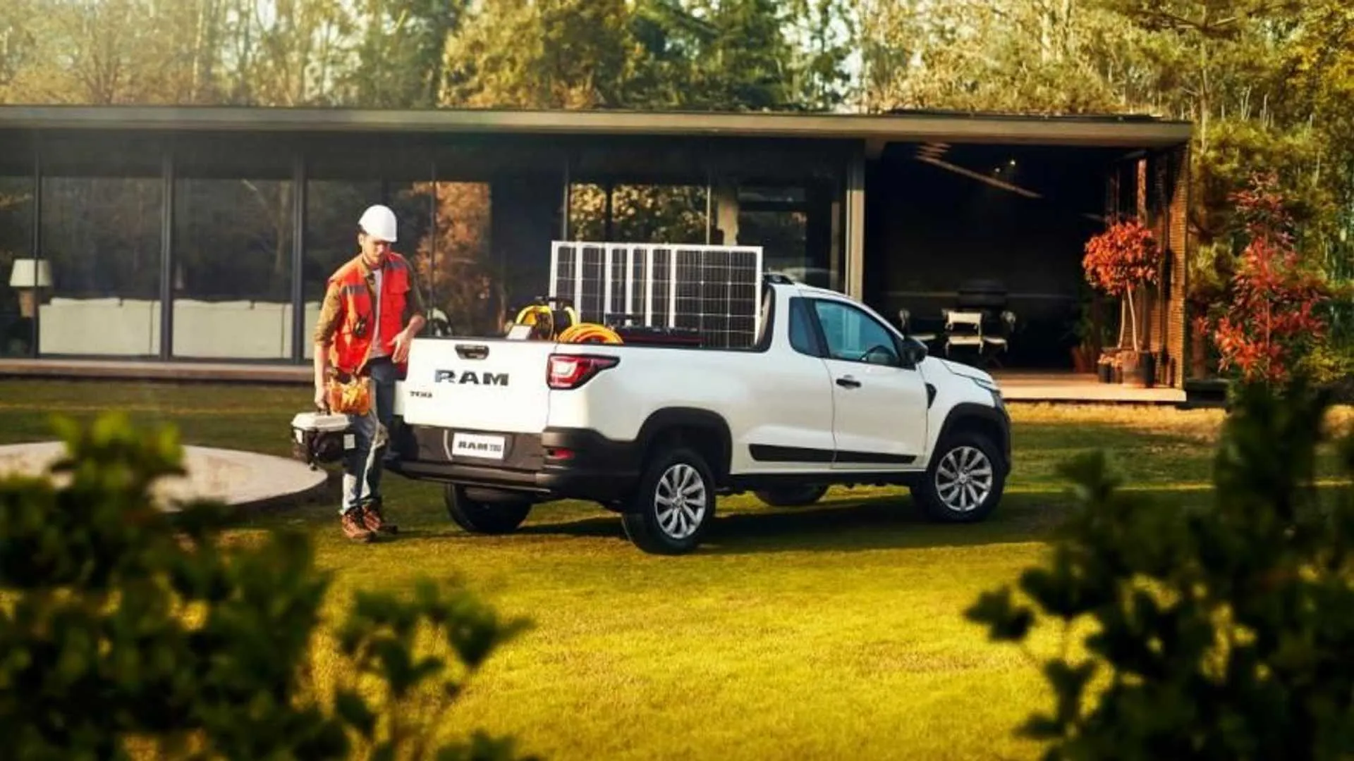 2021-ram-700-is-a-rebadged-fiat-strada-pickup-truck-for-latin-america_44